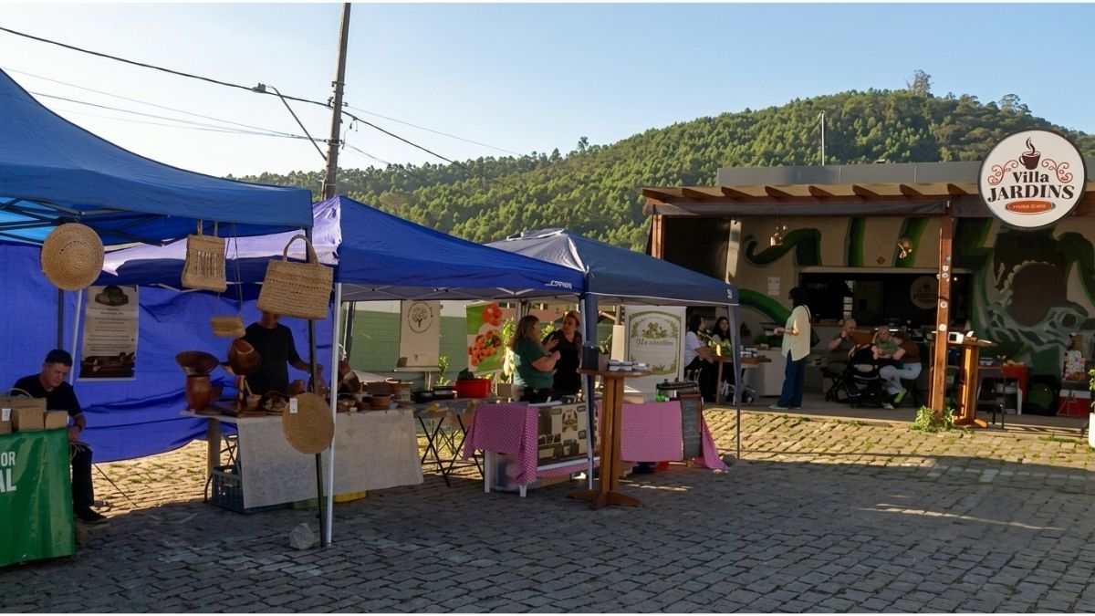 Feira de Produtores e Artesãos do Villa Jardins em Salesópolis